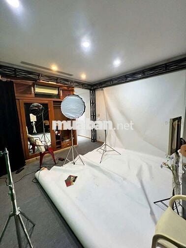 Nhà cho thuê phường Bến Nghé Q1 5x20m 7PN 8WC