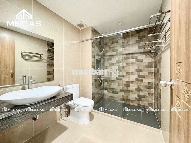 1PN BAN CÔNG DIỆN TÍCH LỚN TẠI TRUNG TÂM QUẬN 7. NỘI THẤT CAO CẤP