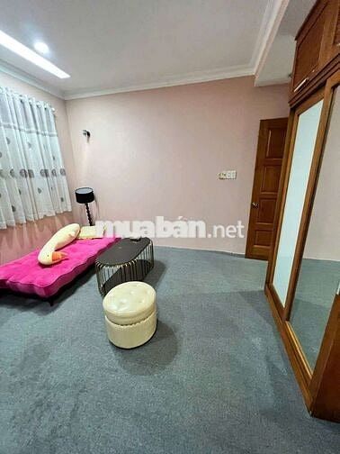 Nhà cho thuê phường Bến Nghé Q1 5x20m 7PN 8WC