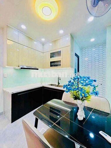 Kẹt Tiền Bán Gấp Nhà Gần Chợ Bình Chánh 60m2/1Tỷ690 Đang Thuê 7Tr/thag