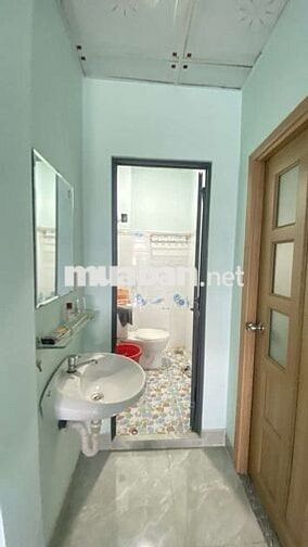 Nhà 40m2 3 tầng 5 phòng ngủ hẻm thông đường Thống Nhất