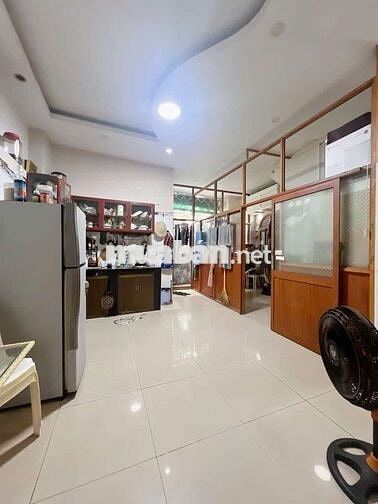 CHDV 2MT LK10-11 HẺM 8M THÔNG 3 TẦNG 111m2 NỞ HẬU CHỈ HƠN 8 TỶ