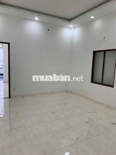 Cho thuê nhà HXH đường Phan Văn Trị, 3 phòng ngủ, Quận Bình Thạnh