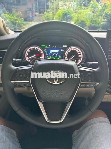 Bán xe Camry 2.5Q model 2023