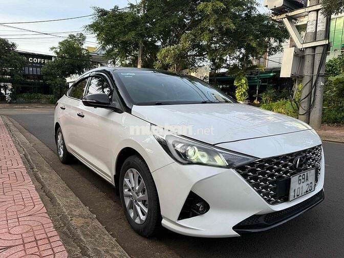 Em bán Hyundai accent 2021 số sàn bản đủ