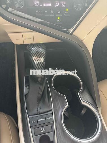 Bán xe Camry 2.5Q model 2023