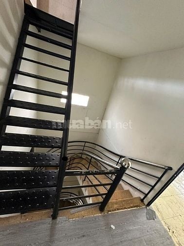 Cho thuê nhà nguyên căn đường Lê Văn Sỹ, PHường 14, Quận 3