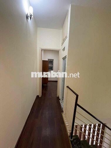 CHO THUÊ NHÀ ĐẸP RỘNG FULL NỘI THẤT NGAY PV ĐỒNG