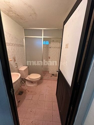 Cho thuê nhà nguyên căn đường Lê Văn Sỹ, PHường 14, Quận 3