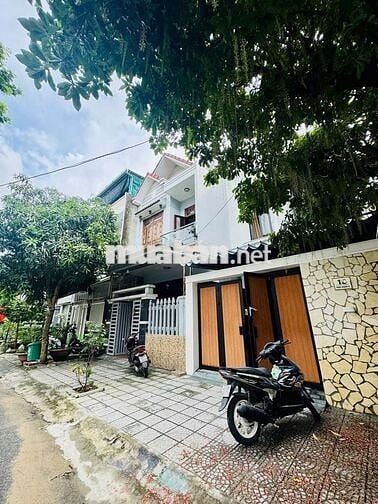 Đường 7.5m hoà minh sát biển giá rẻ