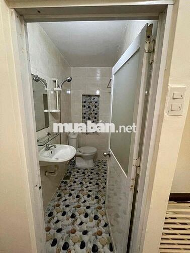 CHO THUÊ NHÀ ĐẸP RỘNG FULL NỘI THẤT NGAY PV ĐỒNG