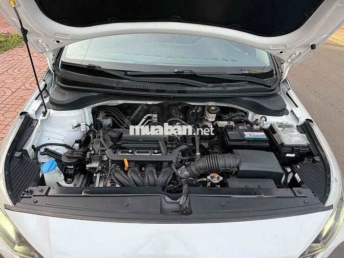 Em bán Hyundai accent 2021 số sàn bản đủ