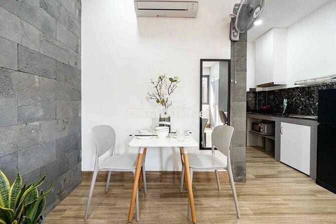 NHÀ ĐẸP GIÁ HỜI FULL NỘI THẤT CỰC ĐẸP, MỚI 100% NGAY PHÚ NHUẬN, Q1,Q3