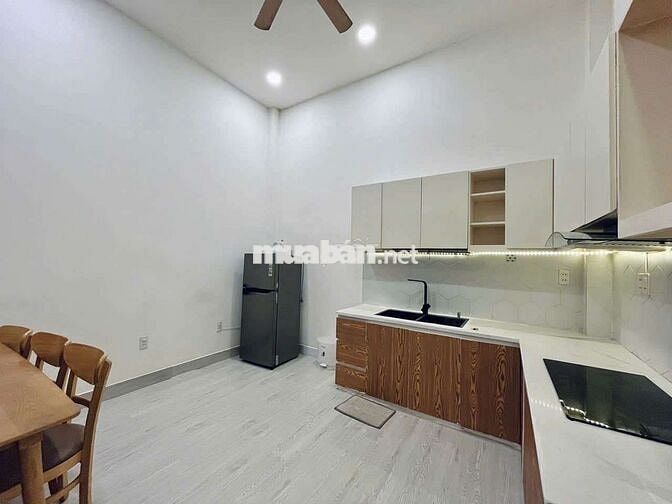 CHO THUÊ LÀM KÝ TÚC XÁ & CHDV HẺM XE HƠI LÂM VĂN BỀN – Q7 🏡