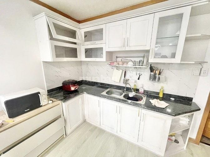 Chung cư  Ruby,P15-Tân Bình  căn 79m2-2p ngủ,  nội thất giá 9,5tr