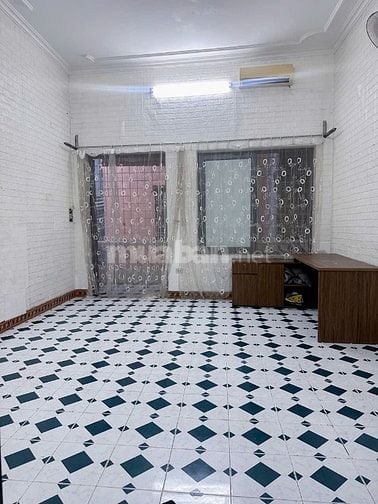 Cho thuê nhà nguyên căn 3 tầng riêng biệt ngõ 61 Đường Bưởi