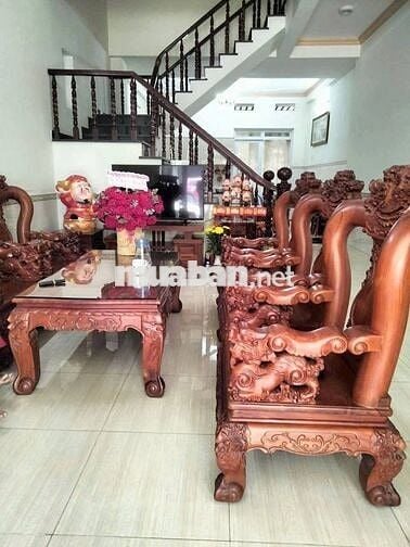 cho thuê nhà 1 trệt 2 lầu full nội thất trung tâm hành chính dĩ An