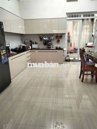 cho thuê nhà 1 trệt 2 lầu full nội thất trung tâm hành chính dĩ An