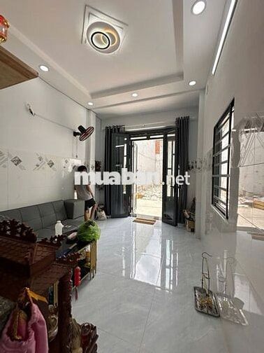 Nhà 2 Tầng HXH Hương Lộ 2, Dòng Tiền 6 Triệu/Tháng, Giá 2.9 Tỷ