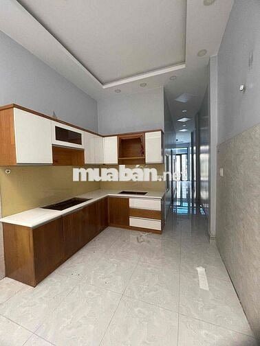 Cho thuê nhà Nguyên căn C4 Linh Tây Hẻm xe hơi gần chợ Thủ Đức, ĐH Ngâ