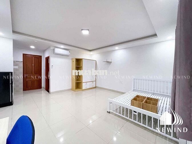 STUDIO 50m2 BAN CÔNG LỚN ĐẦY ĐỦ NỘI THẤT CAO CẤP NGAY TRUNG TÂM QUẬN 7