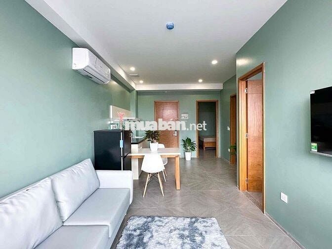 1PN BAN CÔNG LỚN SÁT LOTTE MART Q7. GẦN Q1, Q4 TRUNG TÂM TP HCM