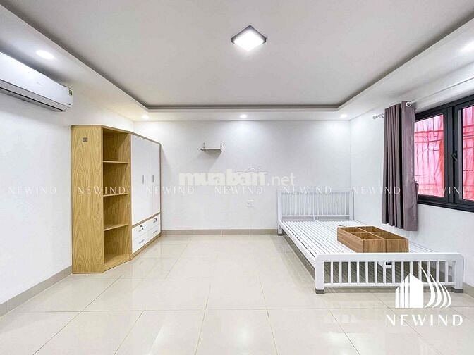 STUDIO 50m2 BAN CÔNG LỚN ĐẦY ĐỦ NỘI THẤT CAO CẤP NGAY TRUNG TÂM QUẬN 7