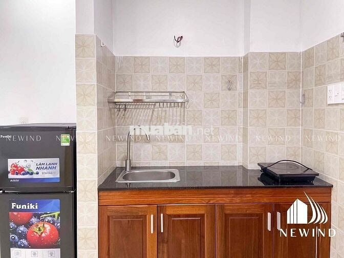 STUDIO 50m2 BAN CÔNG LỚN ĐẦY ĐỦ NỘI THẤT CAO CẤP NGAY TRUNG TÂM QUẬN 7