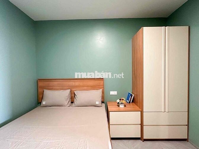 1PN BAN CÔNG LỚN SÁT LOTTE MART Q7. GẦN Q1, Q4 TRUNG TÂM TP HCM