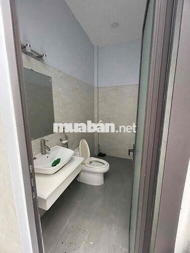 Cho thuê nhà Nguyên căn C4 Linh Tây Hẻm xe hơi gần chợ Thủ Đức, ĐH Ngâ