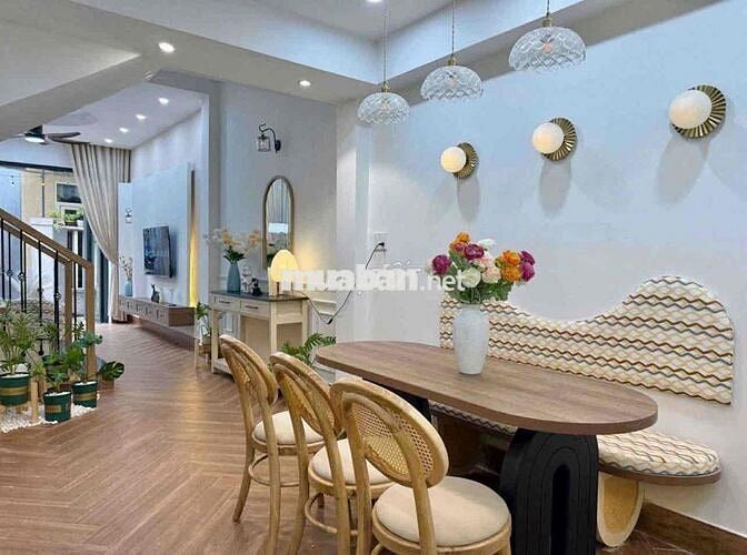 Bán căn nhà 1 trệt 1 lầu tại Tân Uyên-Bình Dương