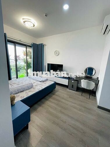 Cho thuê Emerald 2PN 71m², 13.5Tr, Full NT, View CV, Sát Aeon