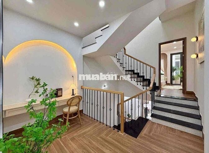 Bán căn nhà 1 trệt 1 lầu tại Tân Uyên-Bình Dương