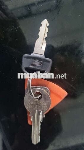 ZX đỏ đen biển hn 4 XỐ