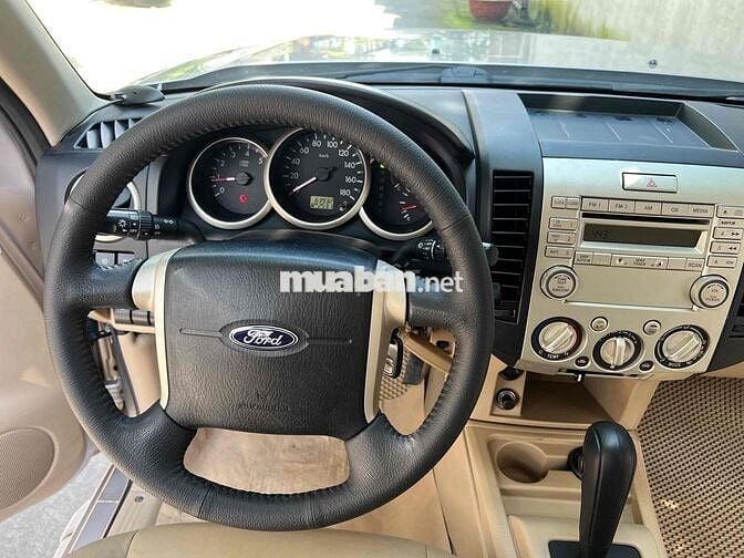 Ford Everest LIMITED 2.5L máy dầu số tự động 2011