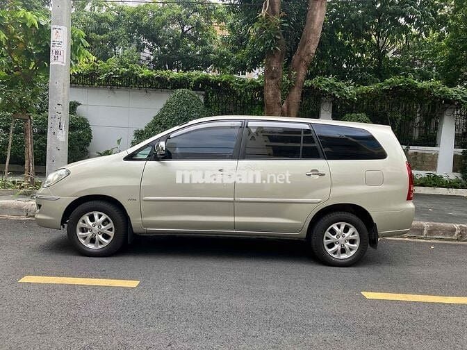 bán xe yêu innova 2006G