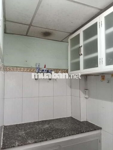 Cho thuê nhà hẻm xe hơi đường Trần bá giao