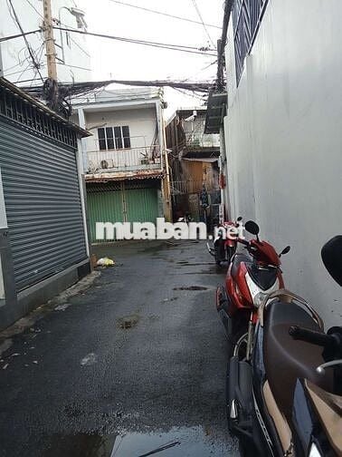 Cho thuê nhà hẻm xe hơi đường Trần bá giao