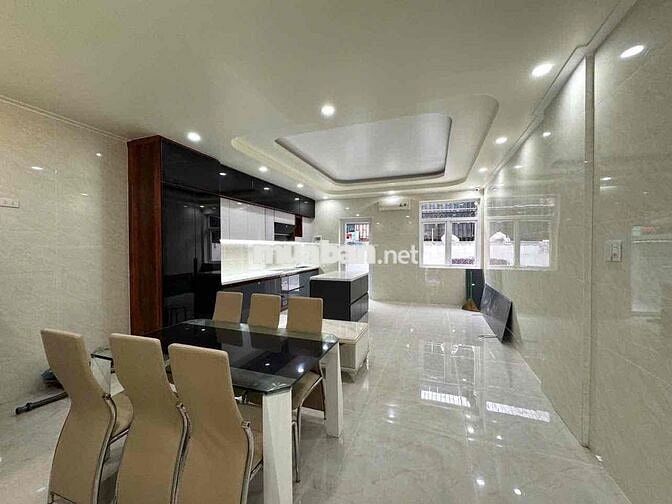 🌻CHO THUÊ NHÀ TRỆT 2 LẦU SÂN THƯỢNG FULL NỘI THẤT KDC 586