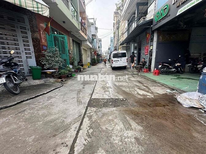 Dg 18B mã lò  hẻm xe hơi 5 tầng 4*13.5 giá chỉ 5.75