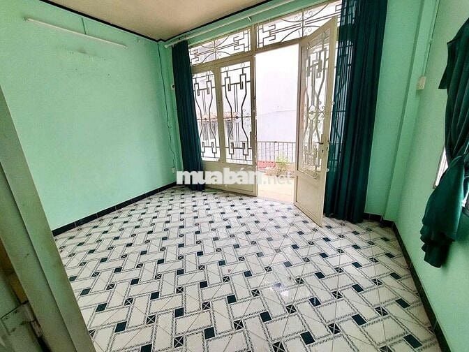 Nhà 3PN2WC ( 4.2X12 ) 2 Mặt Hẻm Xe Hơi Lạc Long Quân Tân Bình