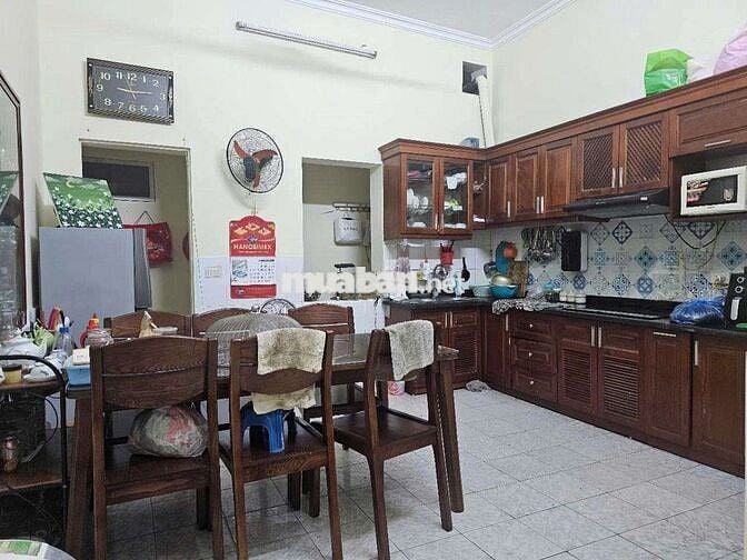 Bán nhà lô góc dân xây gần phố Khương Đình Thanh Xuân