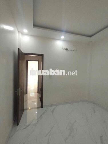 Bùi Thế Mỹ - 4 Tầng - Hẻm 7m - Gần Chợ - Nhà Mới - 5pn - 18Tr. TLuong