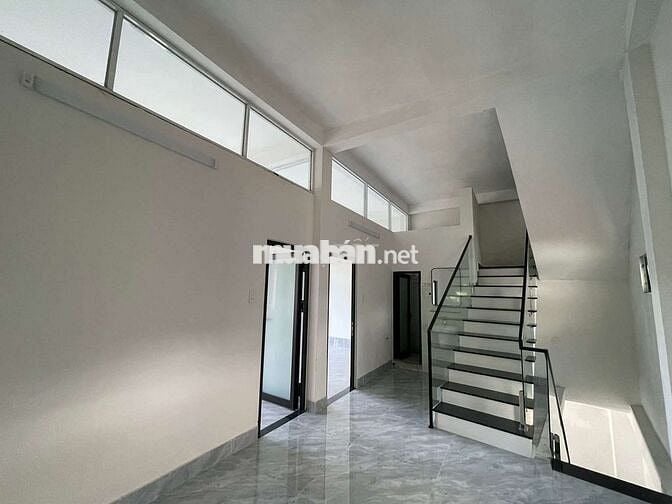 🛑 CHO THUÊ NHÀ 3 TẦNG: CMT8 - NGANG 8M