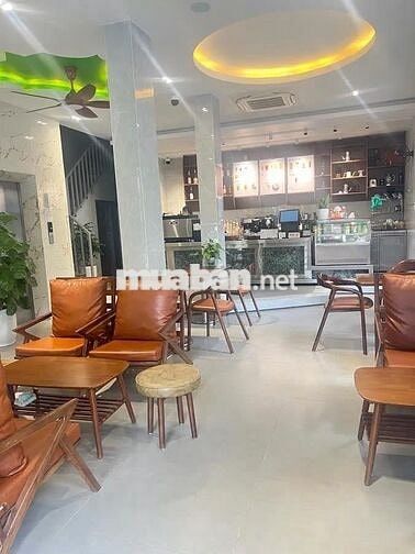 Chung cư 110m2 4 phòng ngủ Đường Bưởi Quận Ba đình