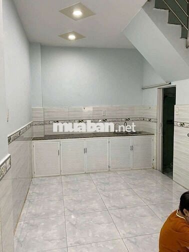 Cho thuê nhà đg.ni sư huỳnh liên.p10.tân bình