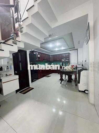 Cho thuê nhà 4x16M Full Nthat MTNB Tân Thành, 1 trệt 3 lẩu ST 4PN 5WC