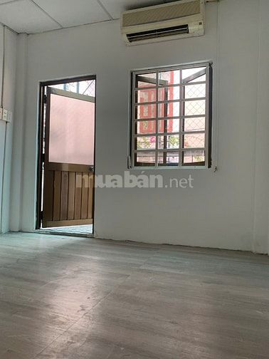 Cho thuê nhà Hẻm 270 Nguyễn Trọng Tuyển,ở kết hợp KD, 2pn giá 9,5tr