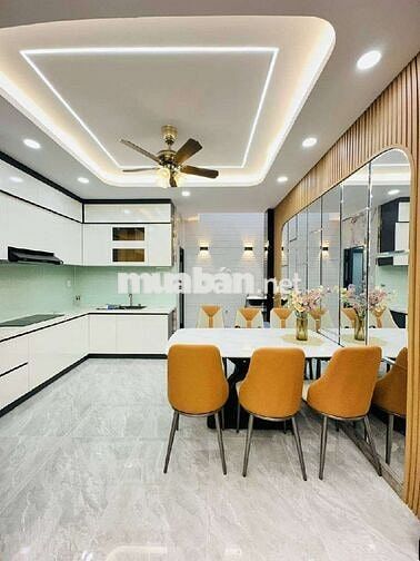 NHÀ QUANG TRUNG, 40m, 2 Tầng, 3PN, NỘI THẤT ĐẸP, GIÁ 5 TỶ