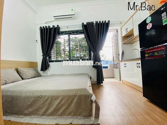 PHÒNG  FULL NỘI THẤT BAN CÔNG LỞN Ở BÌNH THẠNH GẦN CHỢ BÀ CHIỂU